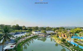 Bách Thảo Ngân Hotel Resort